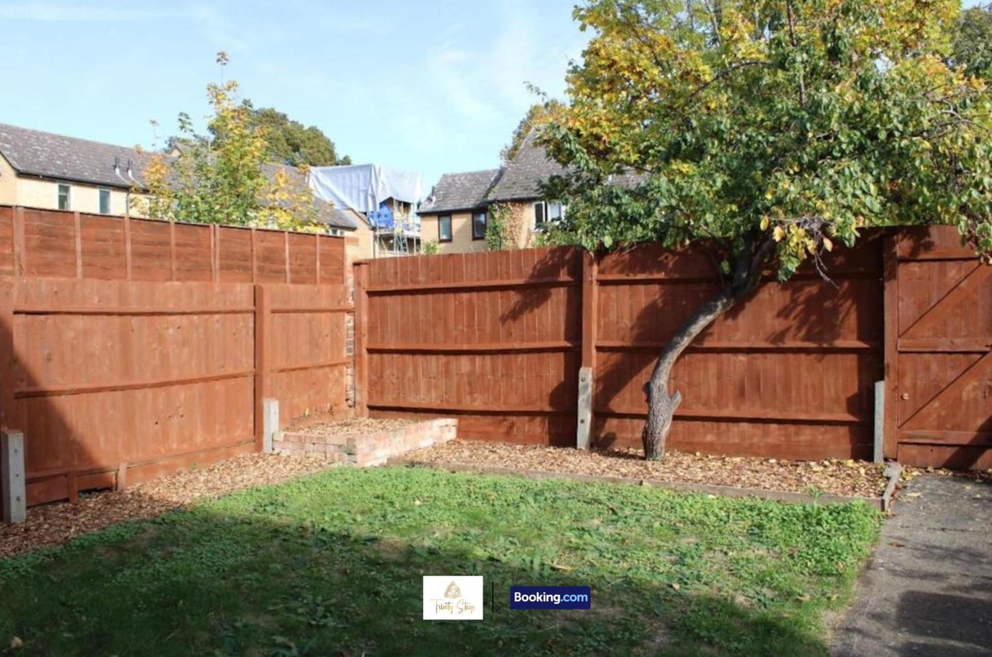 4 Bedroom House With Parking Near City Centre By Trinity Stays Short Lets & Serviced Accommodation Cambridge Luaran gambar