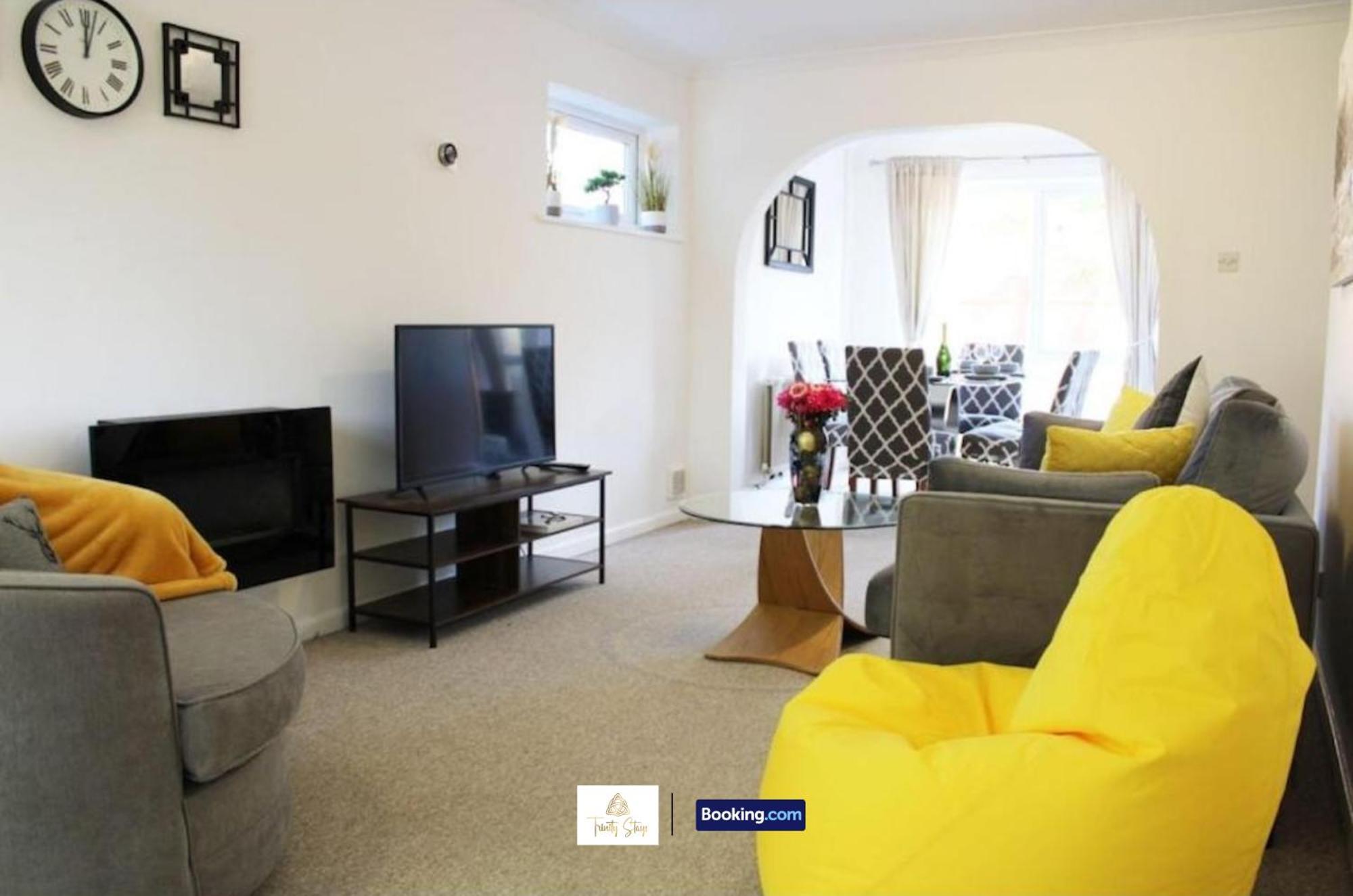4 Bedroom House With Parking Near City Centre By Trinity Stays Short Lets & Serviced Accommodation Cambridge Luaran gambar