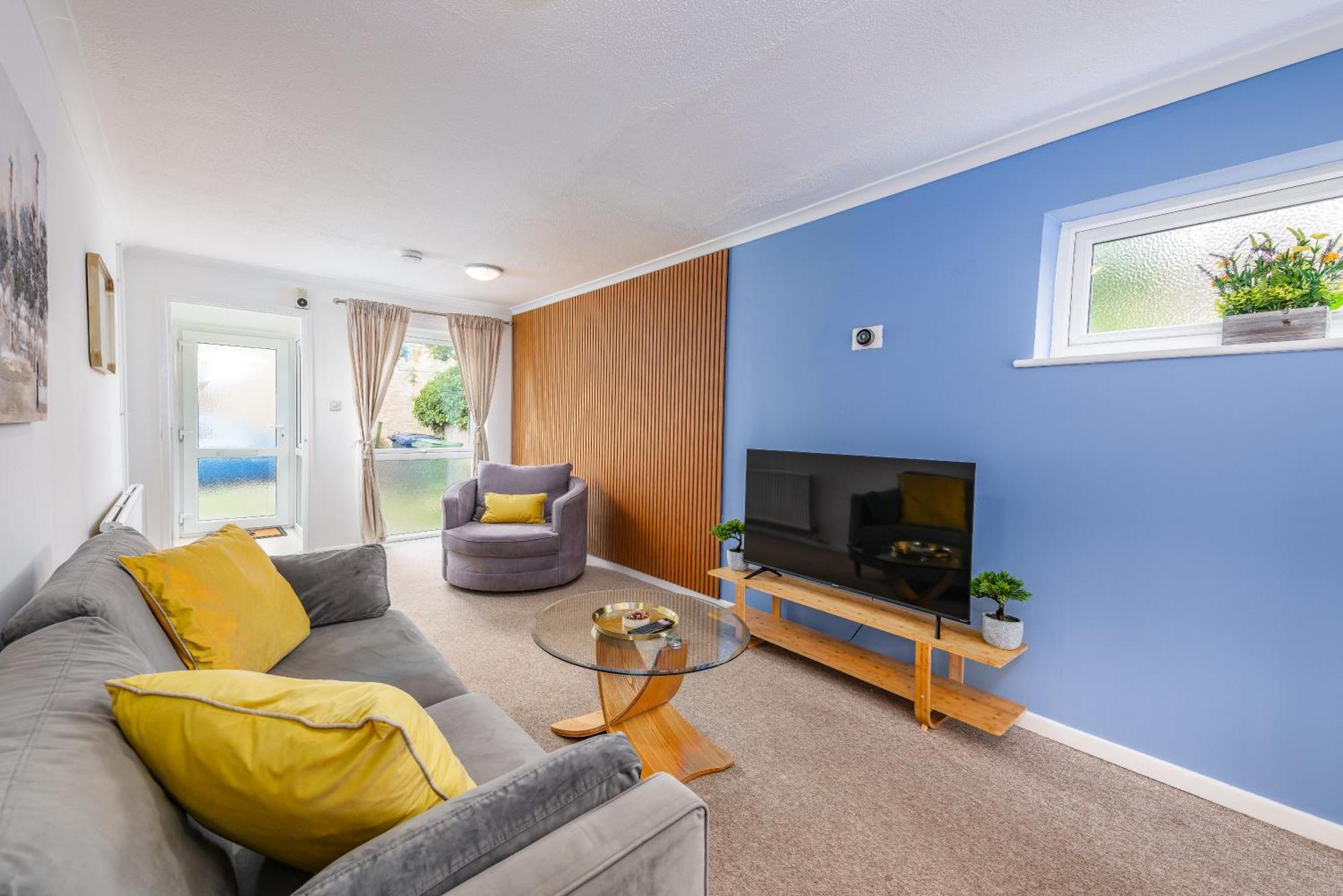 4 Bedroom House With Parking Near City Centre By Trinity Stays Short Lets & Serviced Accommodation Cambridge Luaran gambar