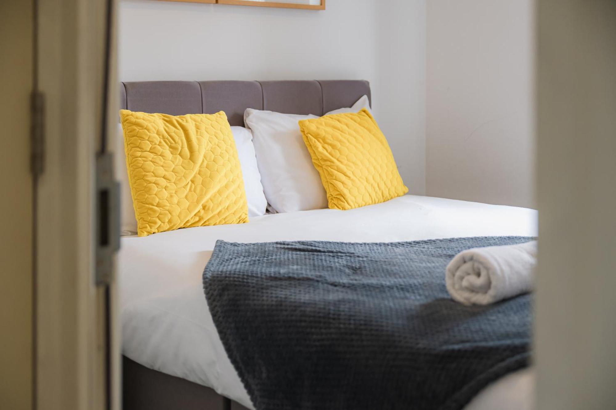4 Bedroom House With Parking Near City Centre By Trinity Stays Short Lets & Serviced Accommodation Cambridge Luaran gambar