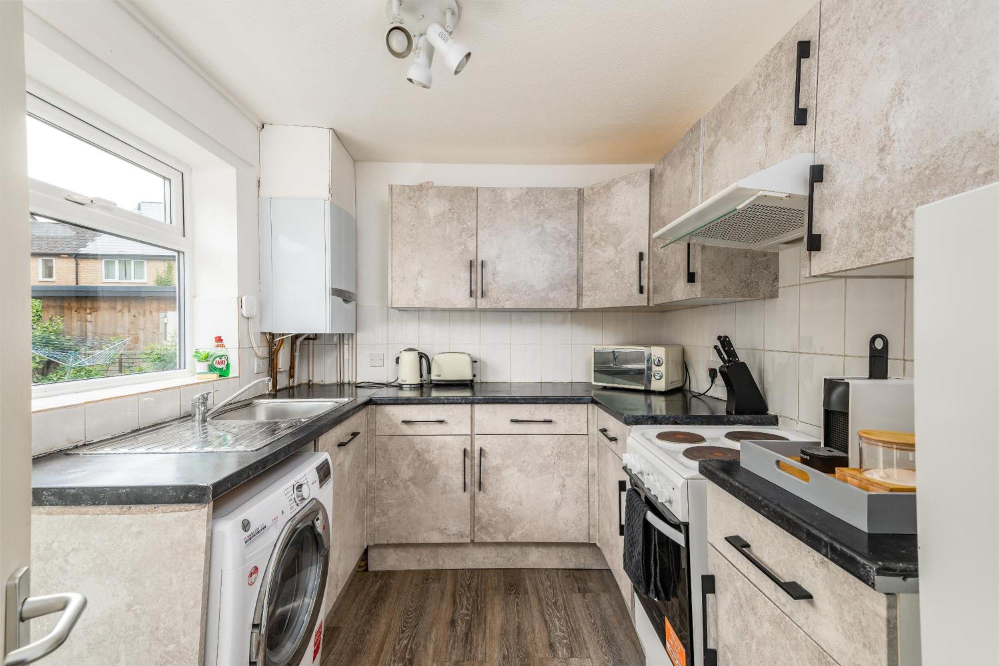 4 Bedroom House With Parking Near City Centre By Trinity Stays Short Lets & Serviced Accommodation Cambridge Luaran gambar