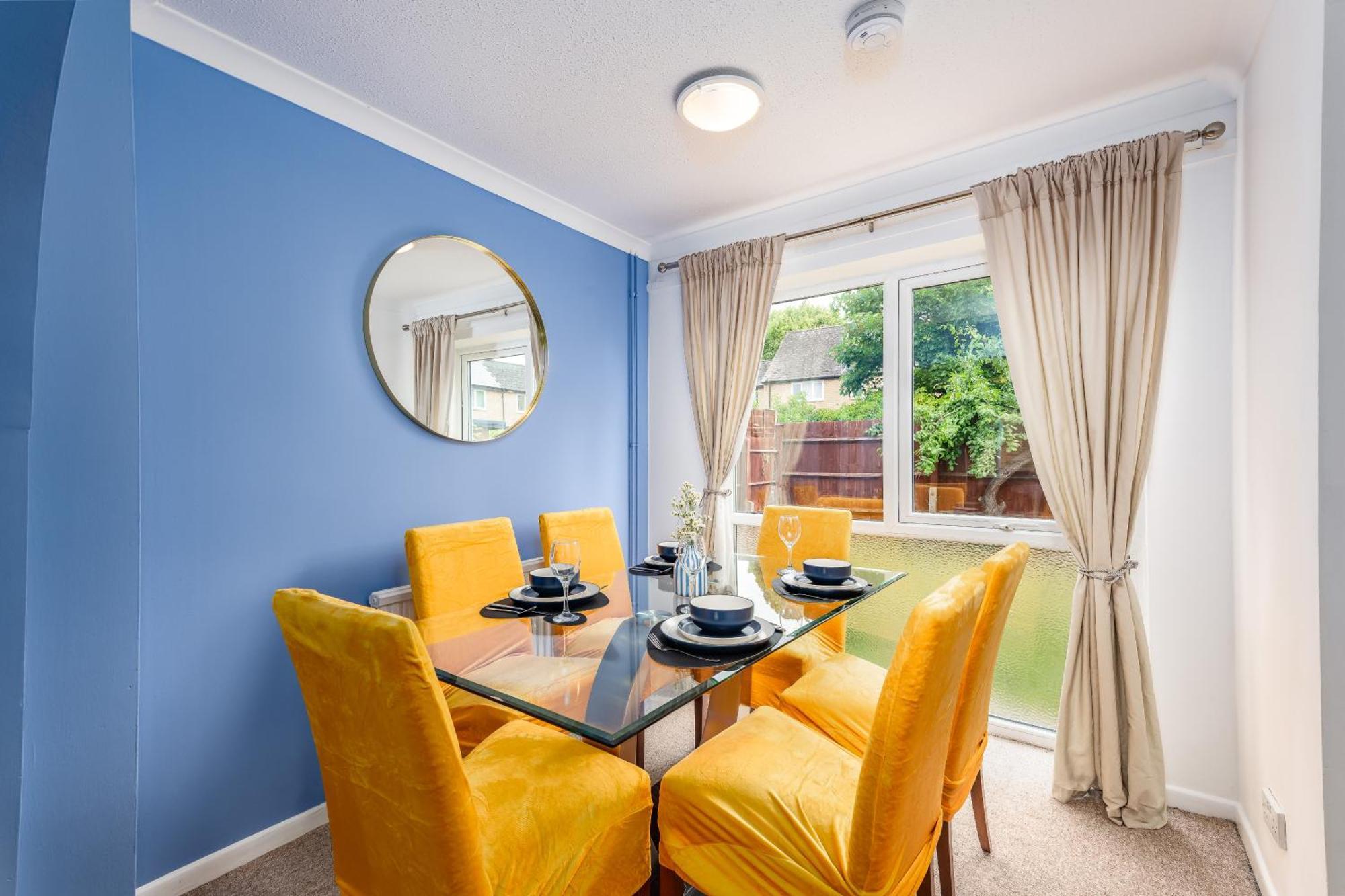 4 Bedroom House With Parking Near City Centre By Trinity Stays Short Lets & Serviced Accommodation Cambridge Luaran gambar